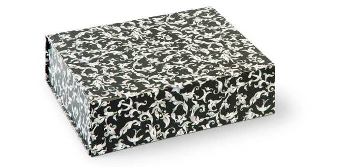 gift box pearl
