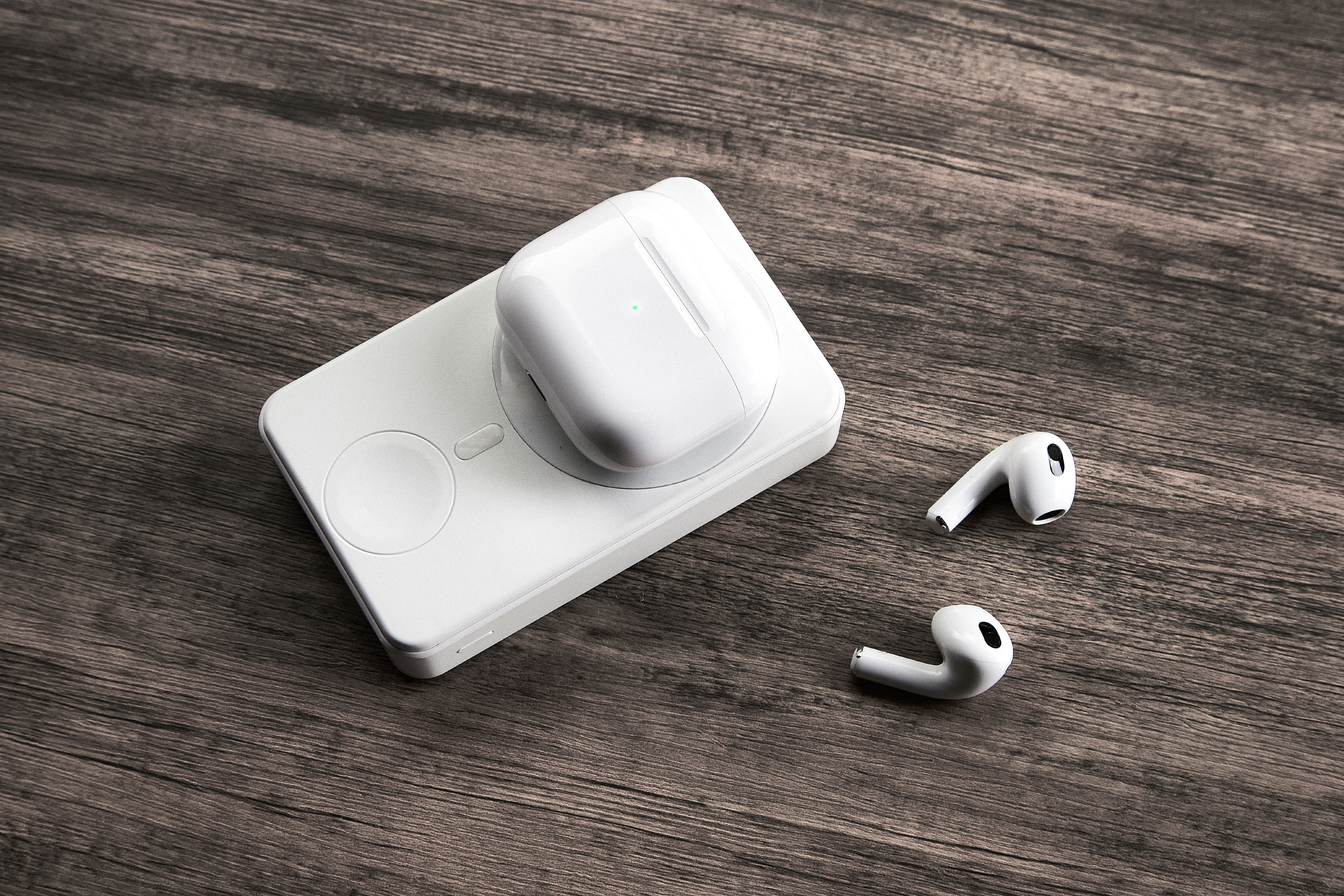 powerbankus airpods