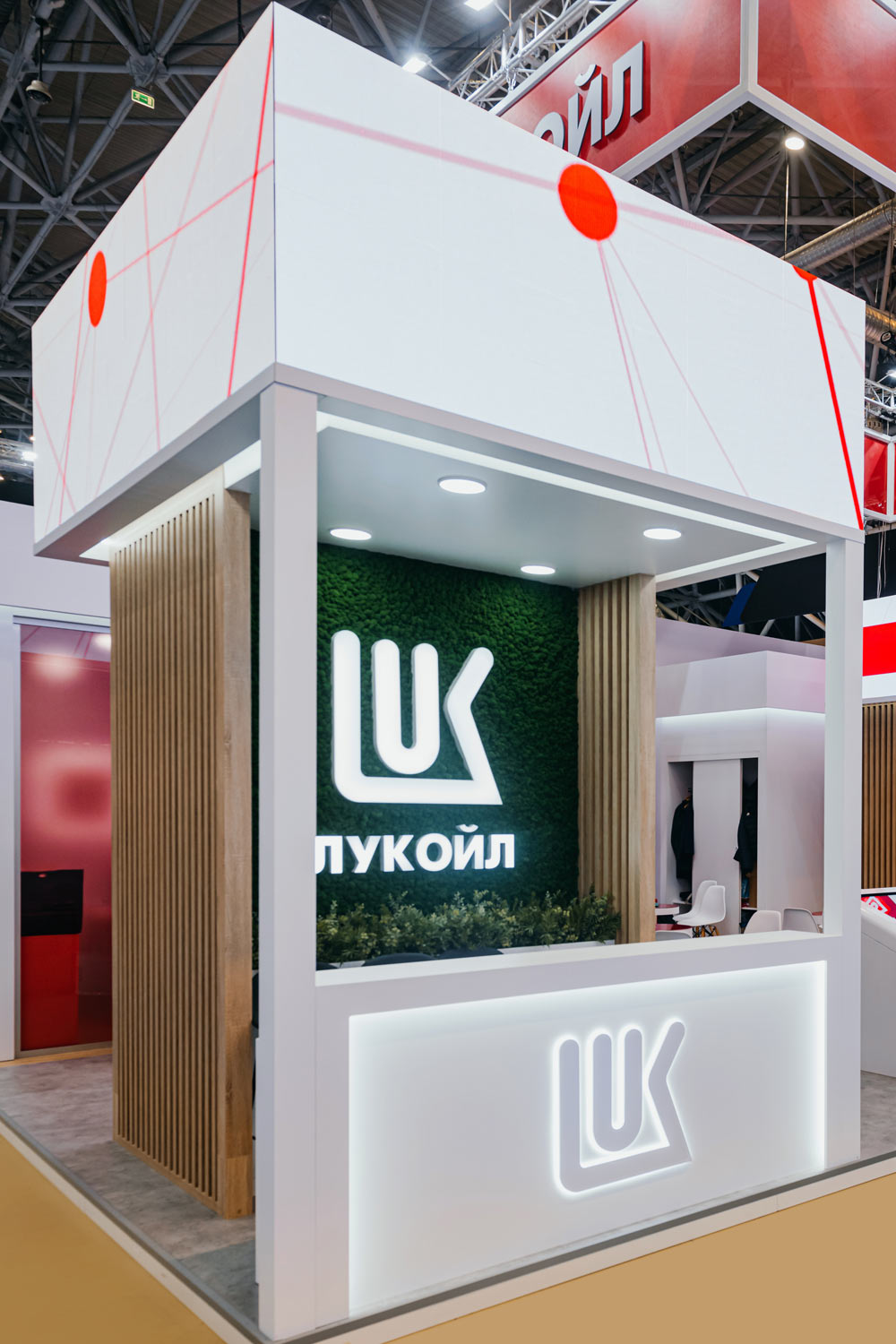 lukoil booth life 07