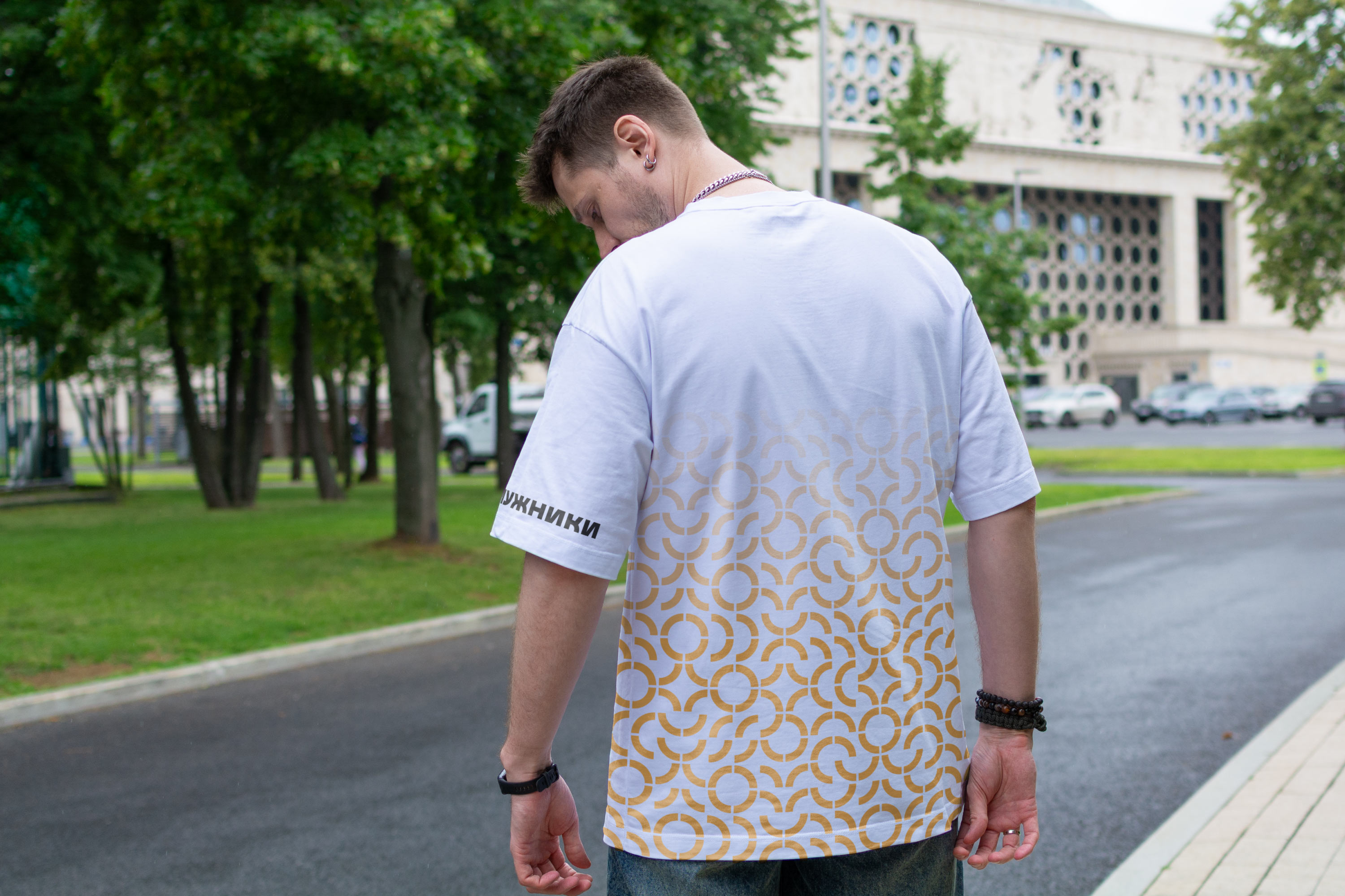 luzhniki identity shirt2